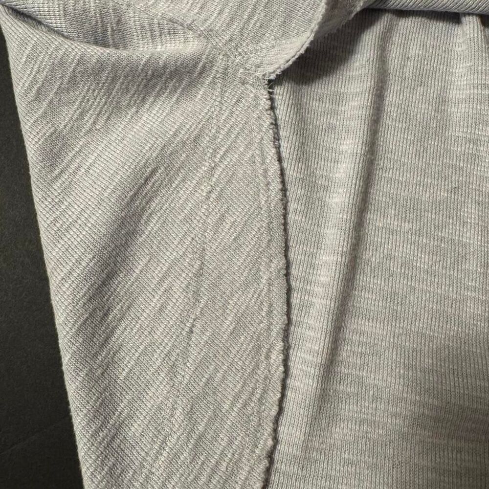 Anthropologie Pilcro Woman’s knitwear light grey long sleeves Pullover Sweatshir - Picture 5 of 8